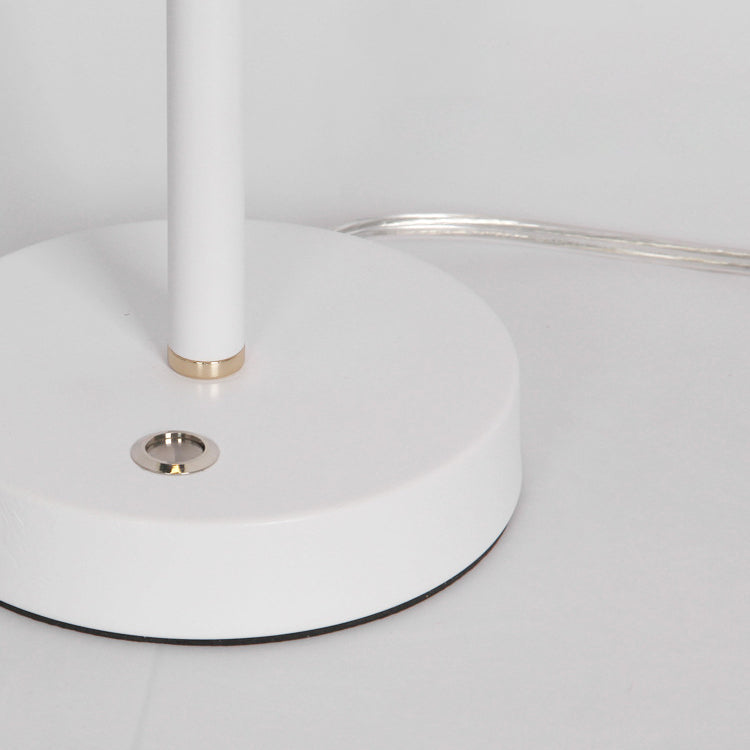 Geometrical Linear Floor Light Artistic Metal Bedroom Standing Light