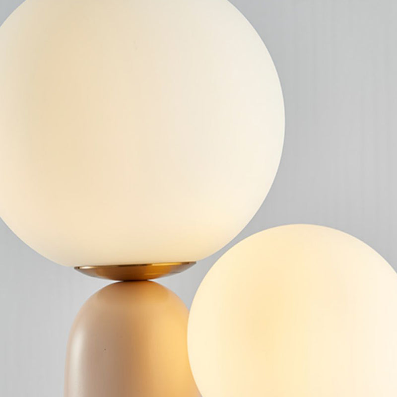 Lampada da tavolo per occhio nordico Modern Style Desk lampada per la camera da letto dello studio