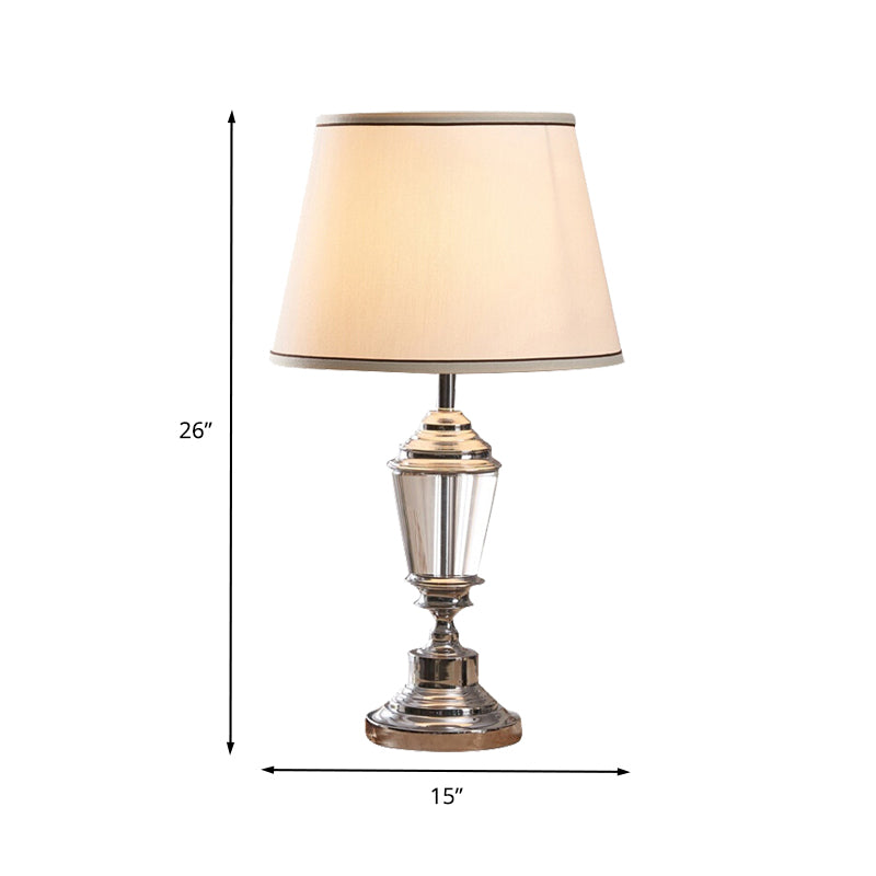 Lampada da comodino bianca a 1 testa con luce da scrivania ampia e modernista, con base metallica