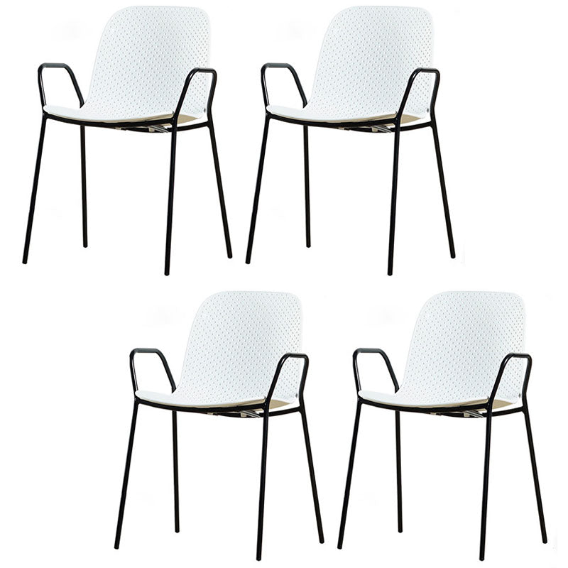 Chaise d'intérieur contemporaine avec accoudoirs et dossier solide en métal (Ensemble de 4)