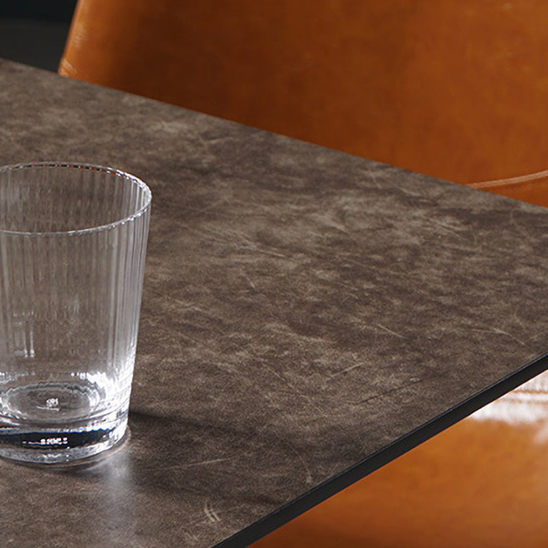 Mesa de comedor de estilo industrial Mesa de comedor marrón 4 patas con marco negro