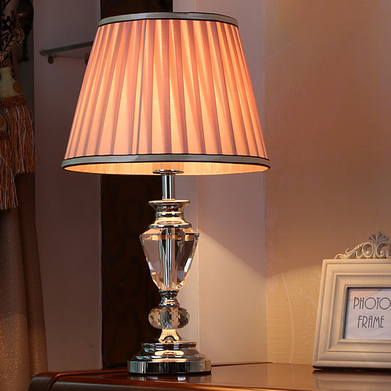 Barrel Schatten Stoff Task Light Modernismus 1 Kopf rosa/weiße Nachttischlampe für Bett