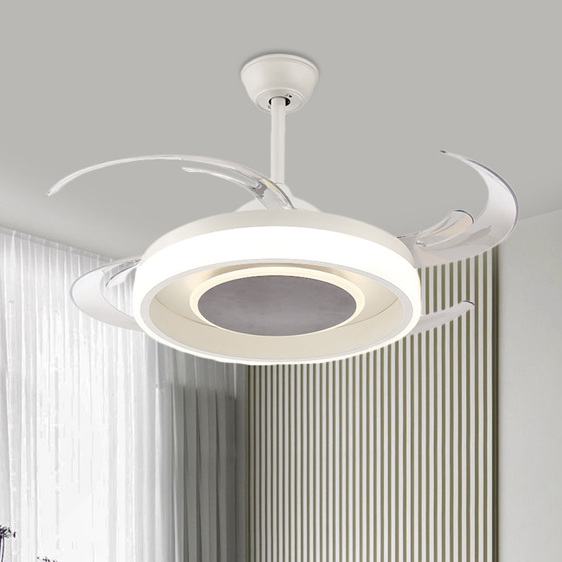 Éventail de ventilateur de pendentif à LED blanc de 42 "Légneur de pendentif à LED de large