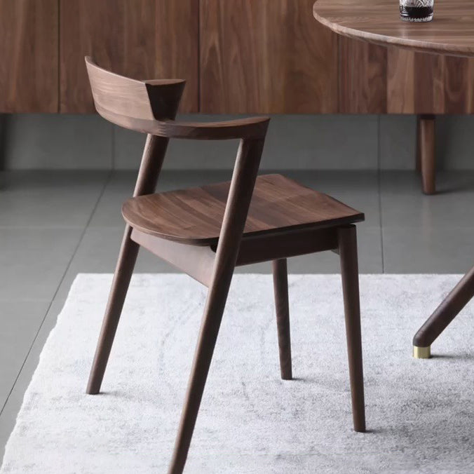 Inicio Silla de comedor de madera de estilo escandinavo Silla auxiliar de comedor con respaldo abierto y brazo