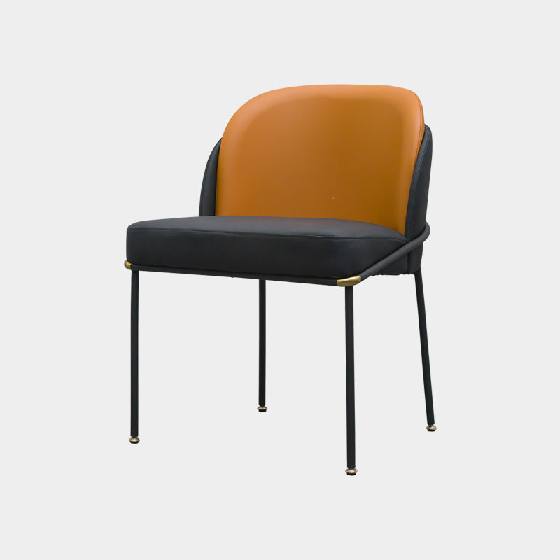Chaise latérale tapissée par restaurant moderne finition mate Parsons dinant la chaise