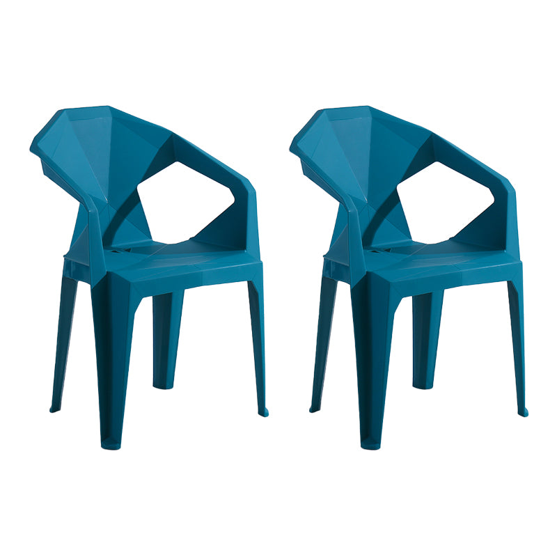 Modern Style Plastic Dining Chair Stackable Dining Arm Side Chair for Kitchen