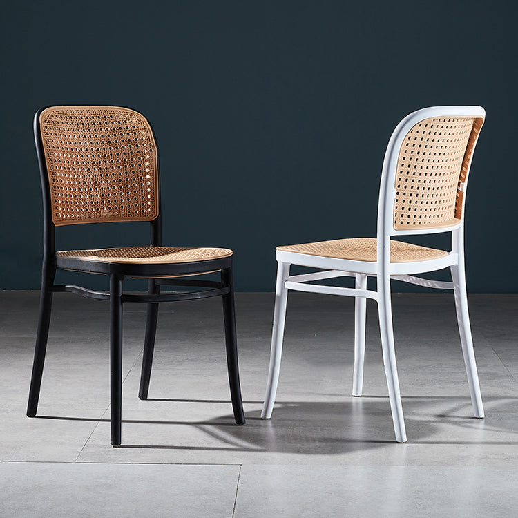 Silla de comedor de estilo moderno, silla lateral sin brazos de comedor de plástico para cocina
