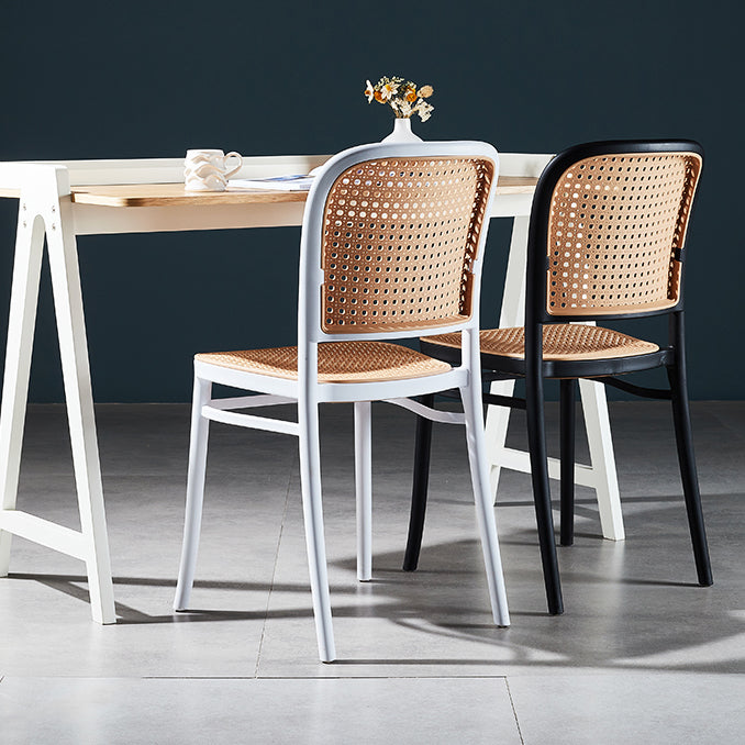 Silla de comedor de estilo moderno, silla lateral sin brazos de comedor de plástico para cocina