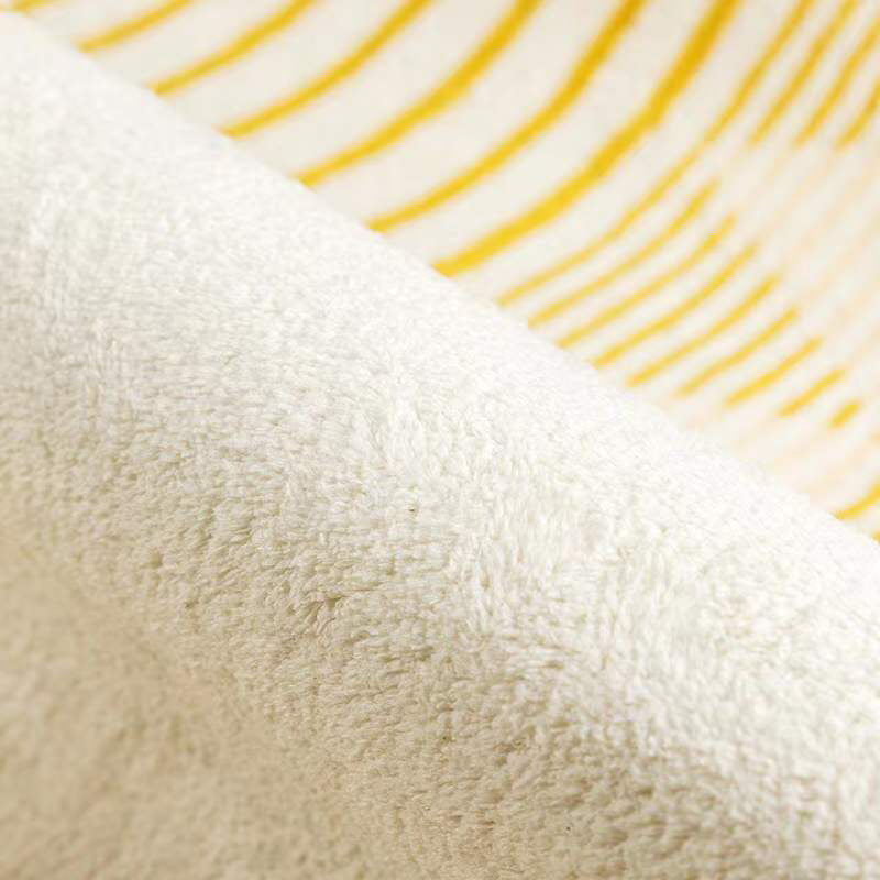 Wine Red Stripe Carpet Polyester Modern Carpet Stain Resistant Carpet for Home Decor