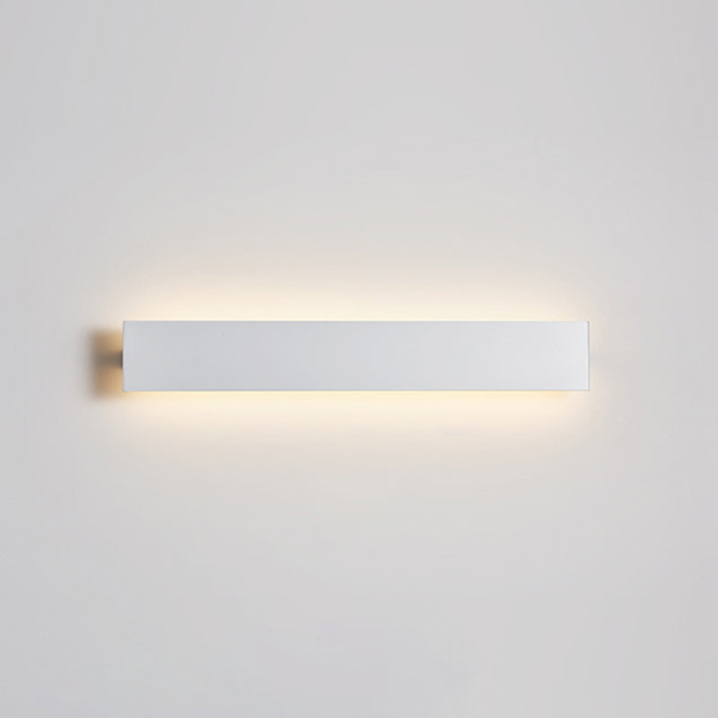 Linear Shape Metal Wall Light Modern Style Single Light Wall Mounted Light Fixture