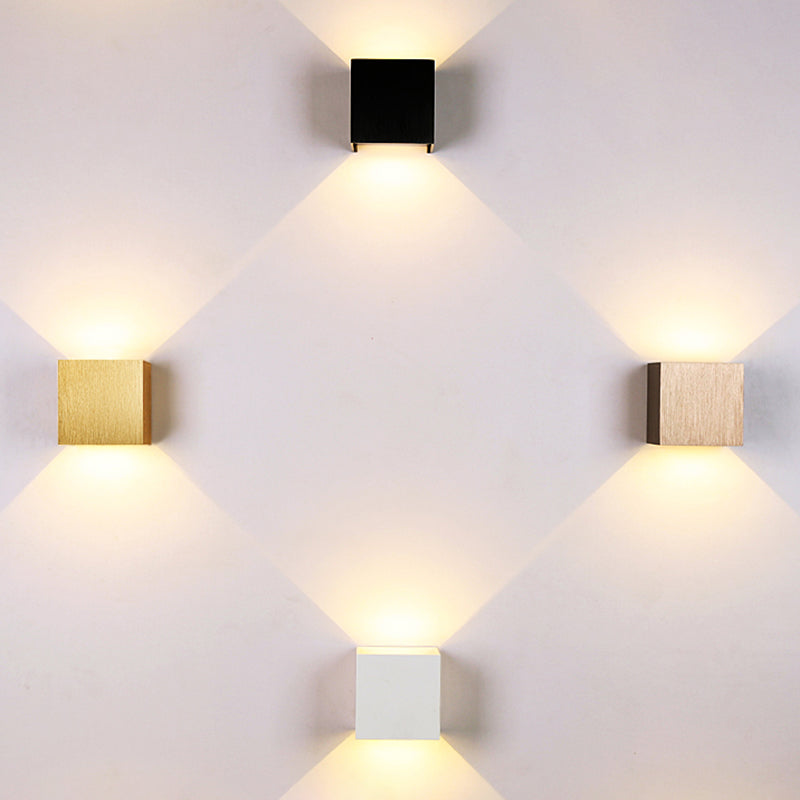 Luz de pared de metal de forma cuadrada estilo moderno de 2 luces de montaje de pared lámpara de montaje