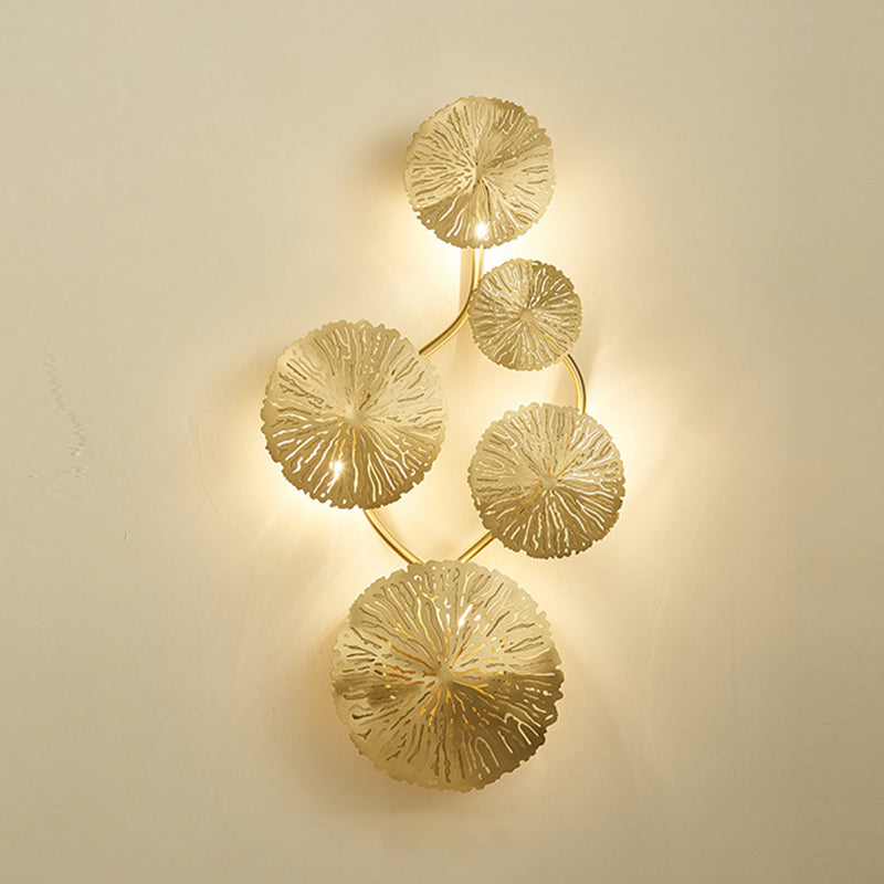 Unique Shape Metal Wall Light Modern Style Multi Lights Wall Mount Light Fixture in Gold