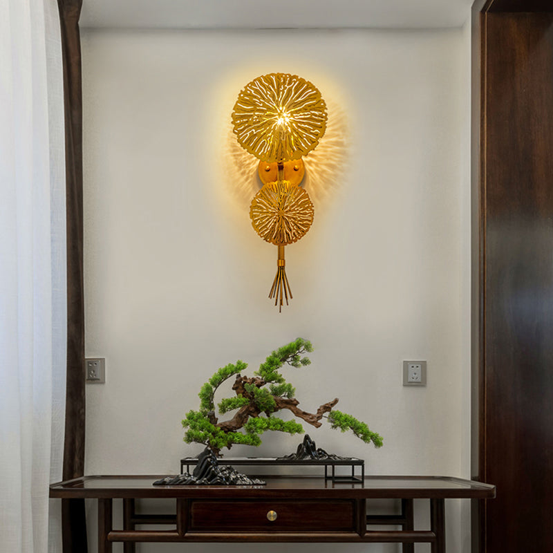 Unique Shape Metal Wall Light Modern Style Multi Lights Wall Mount Light Fixture in Gold