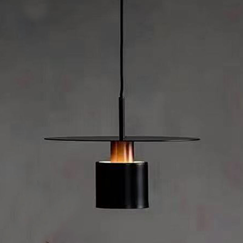 Pendre en fer laqué dans le style artistique moderne, lampe à suspension unique cylindrique pour chambre à coucher