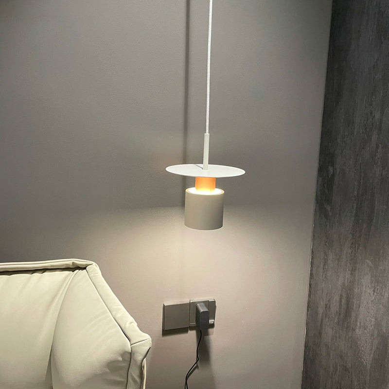 Pendre en fer laqué dans le style artistique moderne, lampe à suspension unique cylindrique pour chambre à coucher