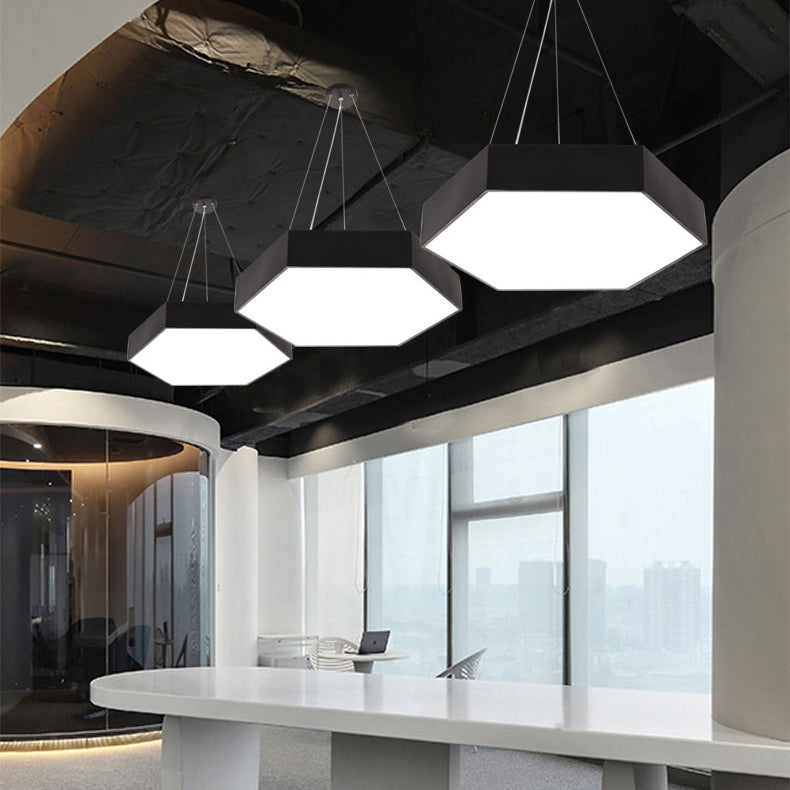 Lampe à la simplicité noire avec des luminaires d'éclairage de pendentif à LED à l'ombre acrylique