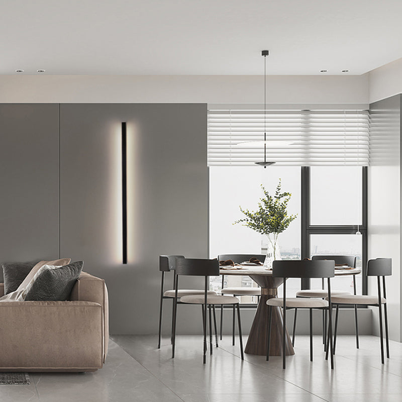 Linear Shape Metal Wall Light Modern Single Light Wall Mount Light Fixture in Black