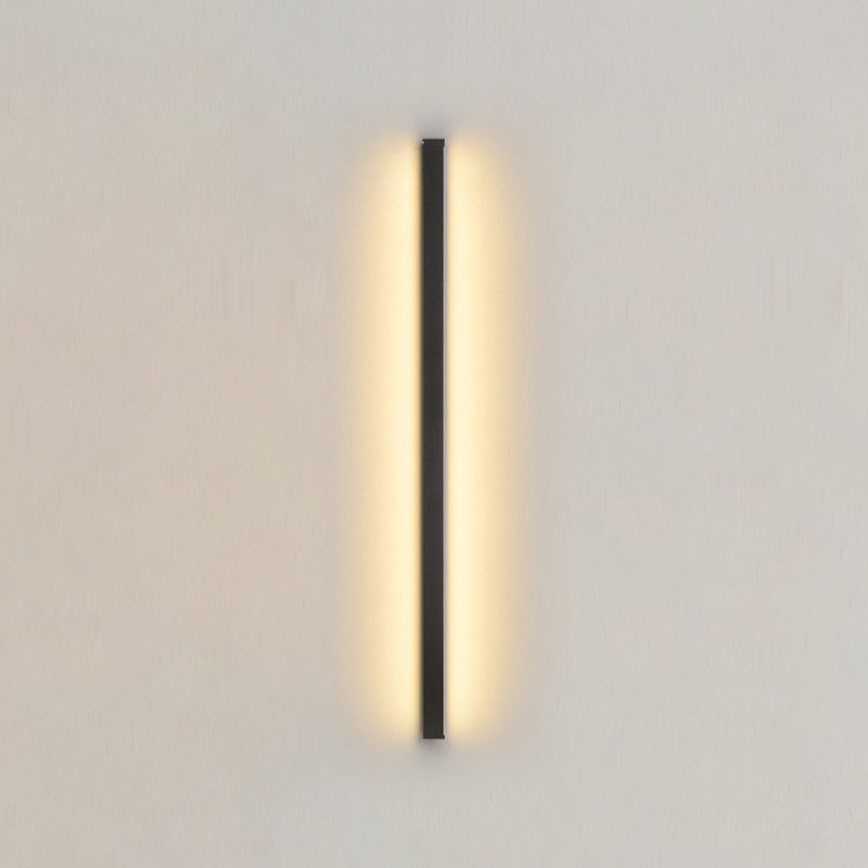 Linear Shape Metal Wall Light Modern Single Light Wall Light Fixture in Black
