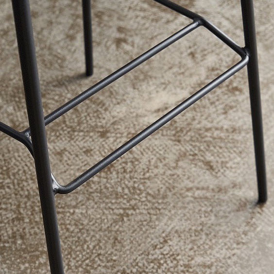 Taburetes de mostrador negro industrial taburetes de bar tapizado de hierro Bristol con asiento de cubo