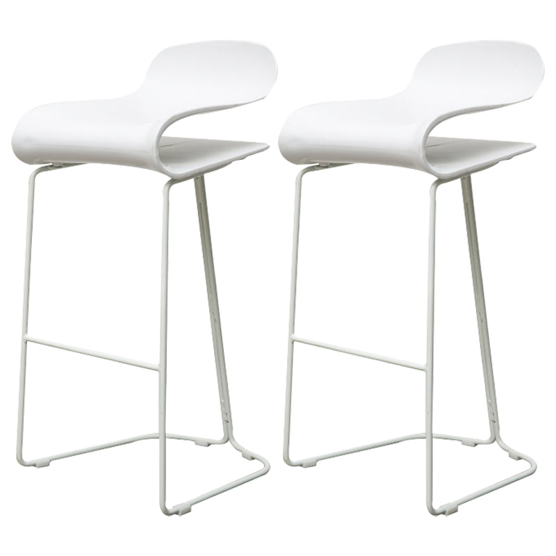 Taburete alto de placa de bar simple de hierro industrial con asiento
