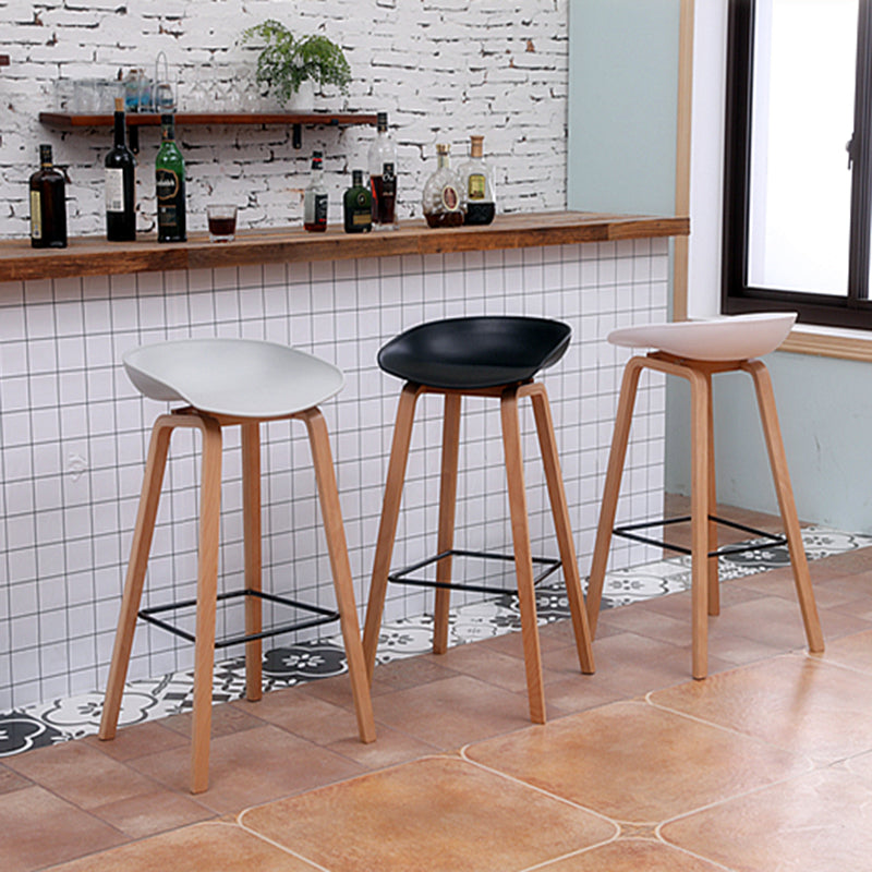 Taburete de bar sin brazos con respaldo moderno, taburete de bar de madera para el hogar con asiento de plástico