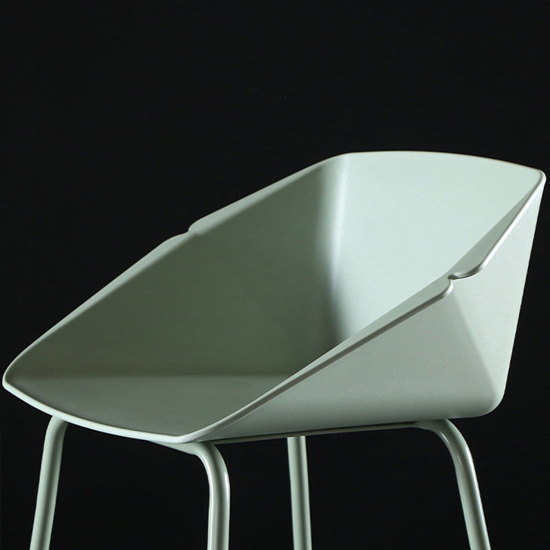 29-Zoll-Moderne Counter Bar Stool Armless Plastic Innenstuhl mit Fußstütze