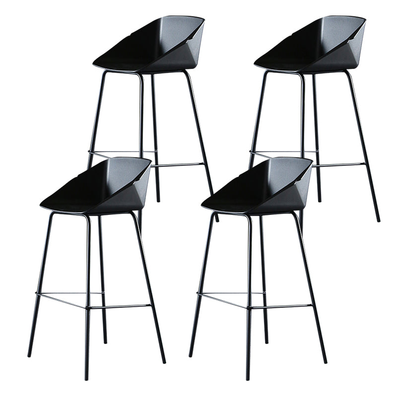 29-Zoll-Moderne Counter Bar Stool Armless Plastic Innenstuhl mit Fußstütze