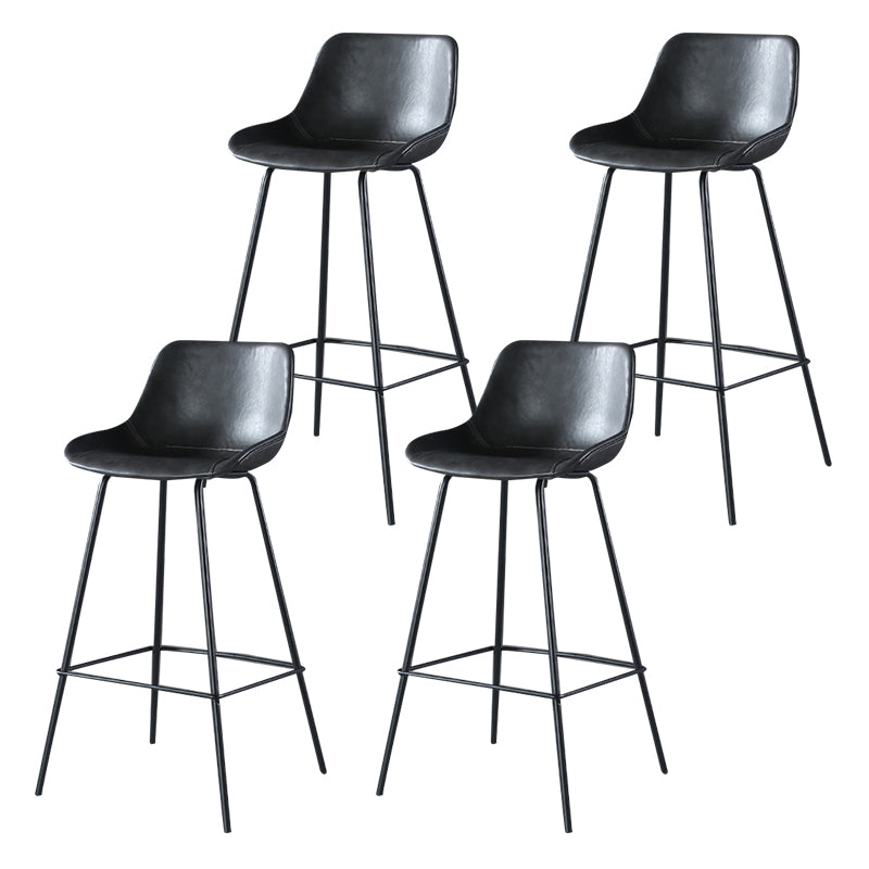Taburete de bar moderno para interior, de cuero, sin brazos, con reposapiés, base metálica