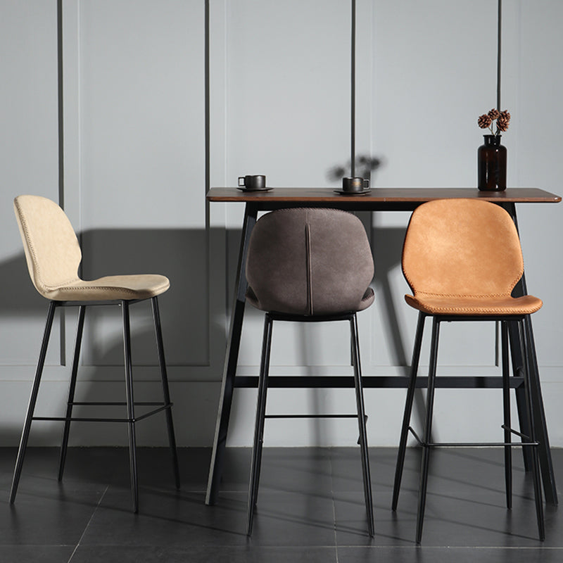 Taburete de bar sin brazos con respaldo moderno, taburete de bar de hierro para balcón con cojín de cuero
