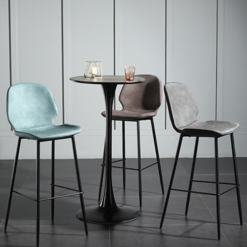 Taburete de bar sin brazos con respaldo moderno, taburete de bar de hierro para balcón con cojín de cuero