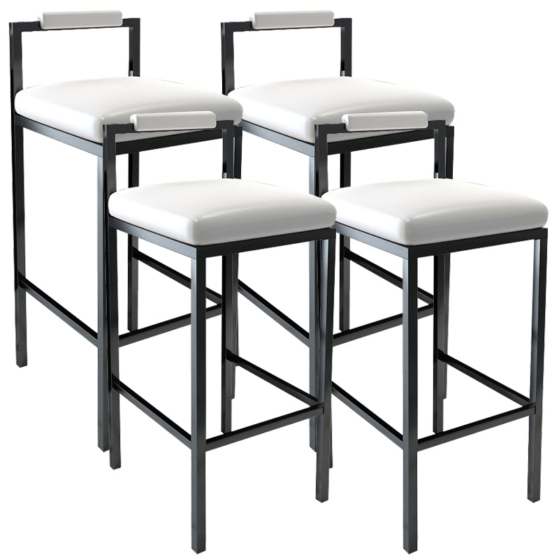 Tabouret haut de restaurant industriel de tabouret de bar à dossier bas en fer noir avec siège carré