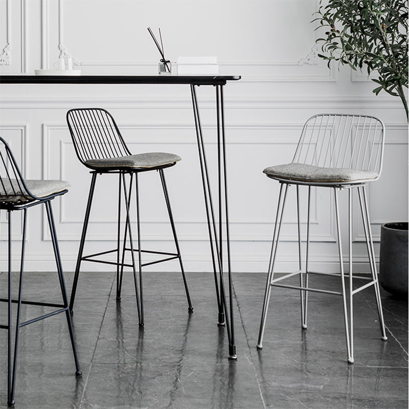 Industrieel ijzer Simple Barstool 26 "H indoor hoge kruk met rechthoekstoel
