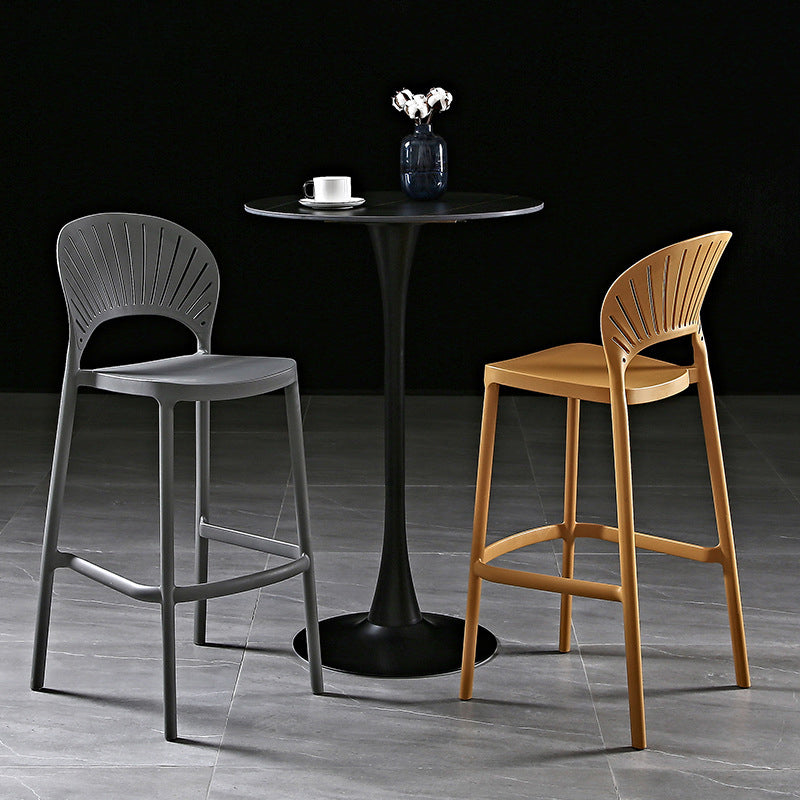 Taburete de bar de plástico de estilo nórdico con respaldo de 4 patas, taburete de bar colorido