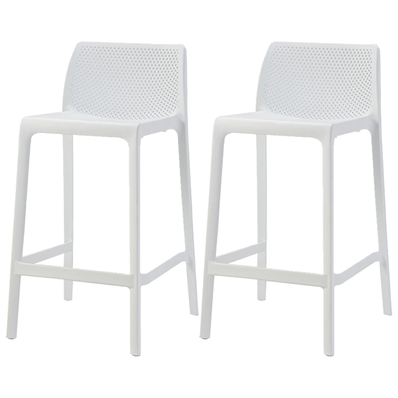 Taburetes de bar interiores apilables de plástico escandinavo con respaldo bajo