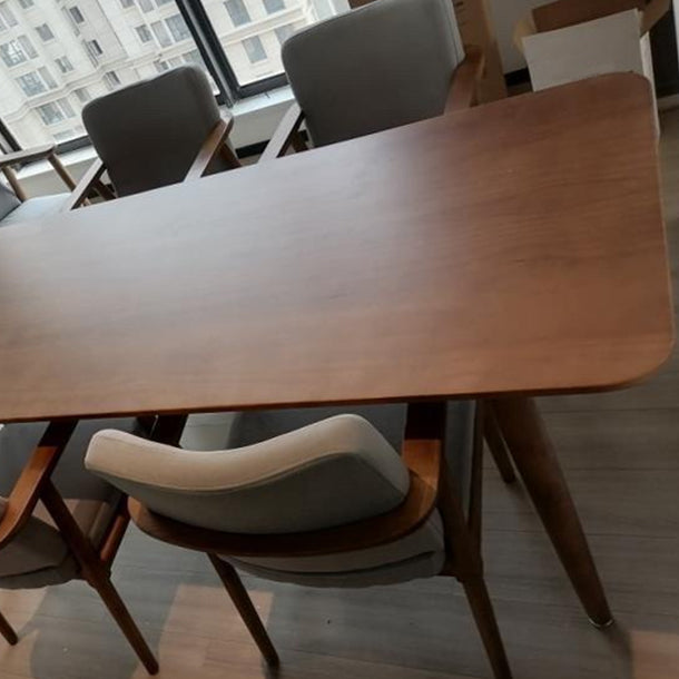 Mesa de color madera con forma rectangular, mesa de madera maciza, simplicidad con 4 patas