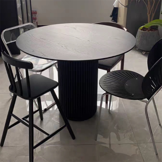 Mesa de comedor de estilo informal redondo Color de madera con madera sólida
