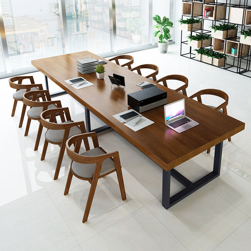 Rechthoekige schroefbasis industriële tafel houten kleur vaste tafel met massief hout