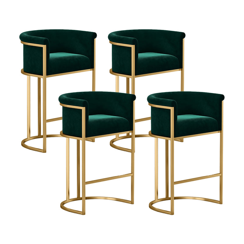 Zeitgenössischer Barhocker „Buckets“ aus Samt für den Innenbereich mit niedriger Rückenlehne und Eisenbeinen