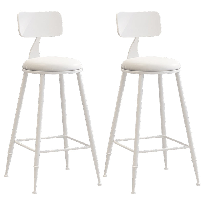 Moderner Barhocker mit Ledersitzen, Metallgestell mit 4 Beinen, bunter Barhocker für das Wohnzimmer