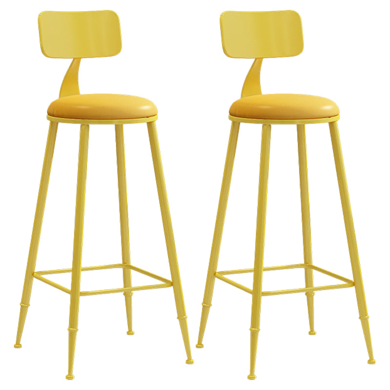 Moderner Barhocker mit Ledersitzen, Metallgestell mit 4 Beinen, bunter Barhocker für das Wohnzimmer