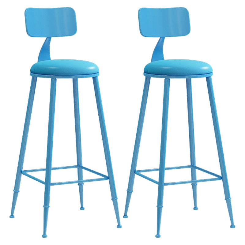Moderner Barhocker mit Ledersitzen, Metallgestell mit 4 Beinen, bunter Barhocker für das Wohnzimmer