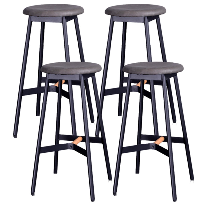 Taburetes de bar negros escandinavos, taburetes de bar sin respaldo de madera y metal con asiento redondo