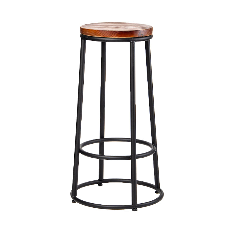 Tabouret de bar industriel en bois marron, haut d'intérieur vieilli, avec siège rond