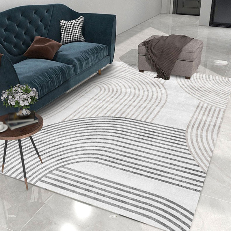 Gray Simple Rug Polyester Trajectory Rug Non-Slip Backing Rug for Living Room