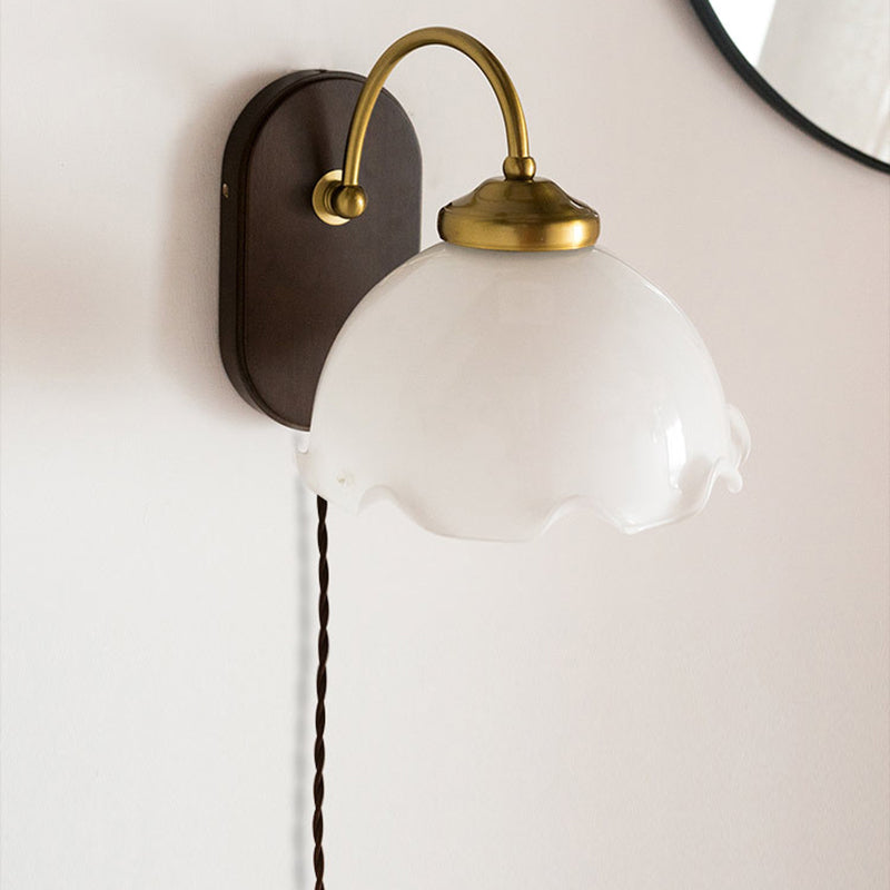 Éclairage mural géométrique en bois style contemporain 1 luminaire mural lumineux