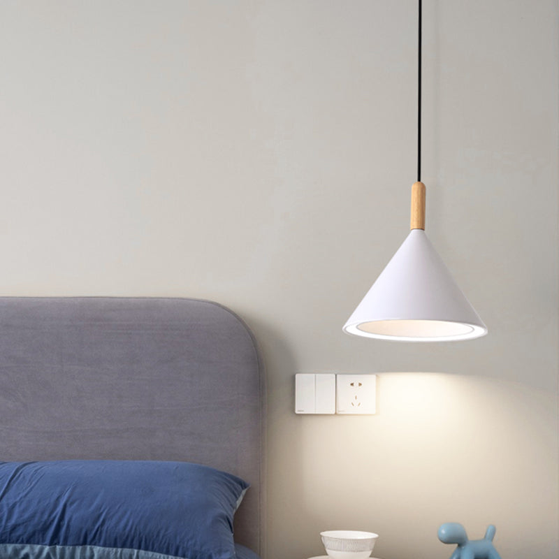 Modern Hanging Lamps 1 Head Pendant Light with Iron Shade for Living Room Bedroom