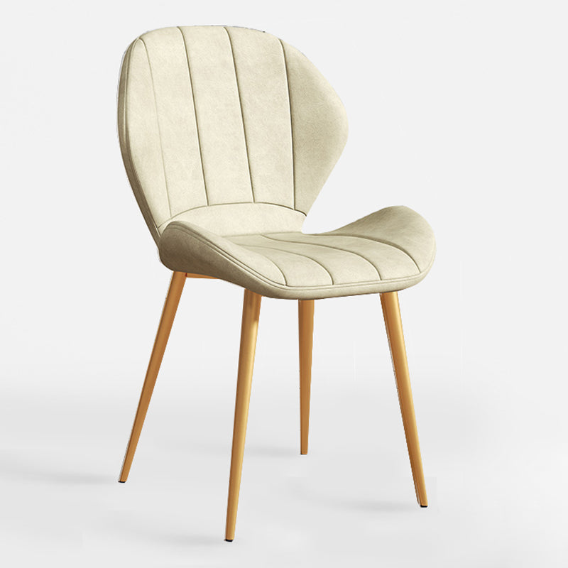 Silla lateral casera tapizada escandinava Silla de comedor con respaldo lateral y acabado mate