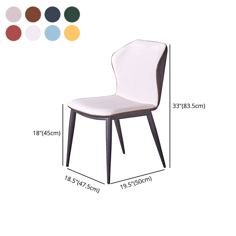 Silla auxiliar moderna de cuero para el hogar, sillas de comedor con respaldo de alas y acabado mate (juego de 2)