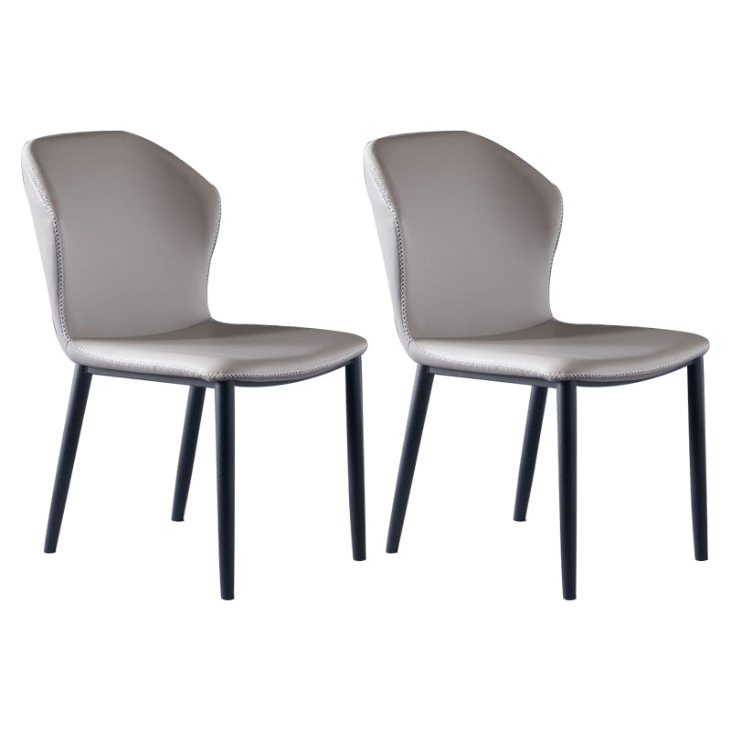 Silla lateral de cuero moderna para restaurante Silla de comedor con respaldo mate y acabado mate
