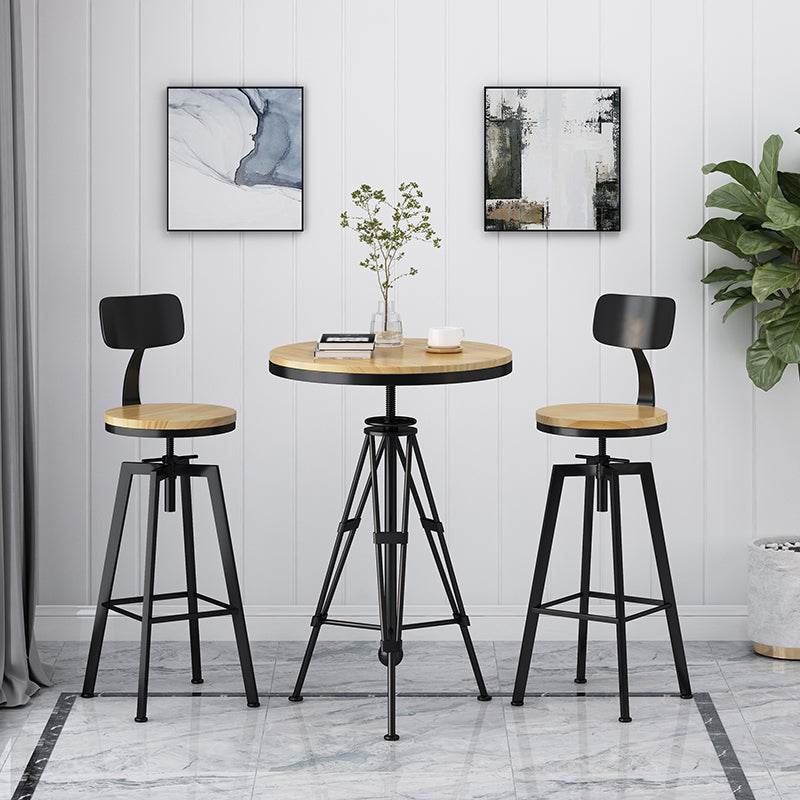 Industrielle höhenverstellbare schwarze Barhocker aus Eisen und Holz mit rundem Sitz